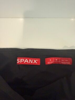 SPANX Black Leggings with Red Logo Tags M extra long
